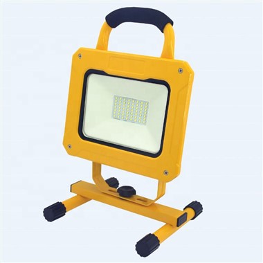 Holofote recarregável com suporte